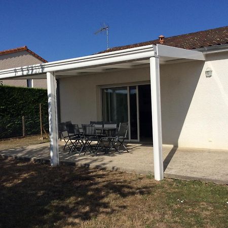 maison d'hôtes Saint-Julien-l'Ars Exterior foto